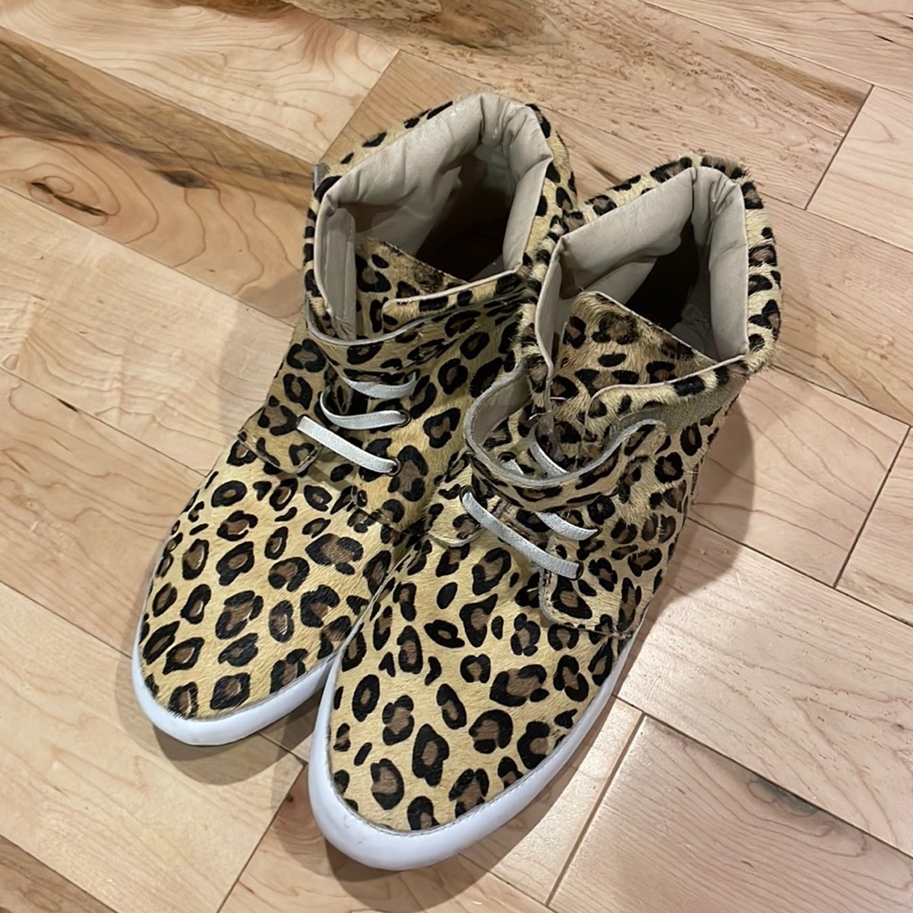 Monkey Feet cheetah moccasin sneaker!